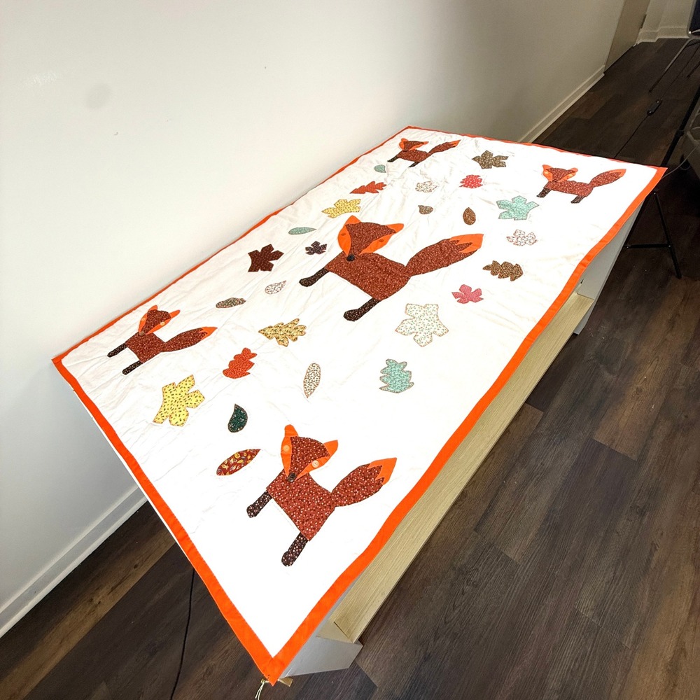 Handmade Fox Appliqué Quilt Throw Fall Farmhouse Nursery Woodland vintage New - Picture 10 of 10